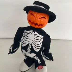 Boneco abóbora Pierre com som e mov 30cm